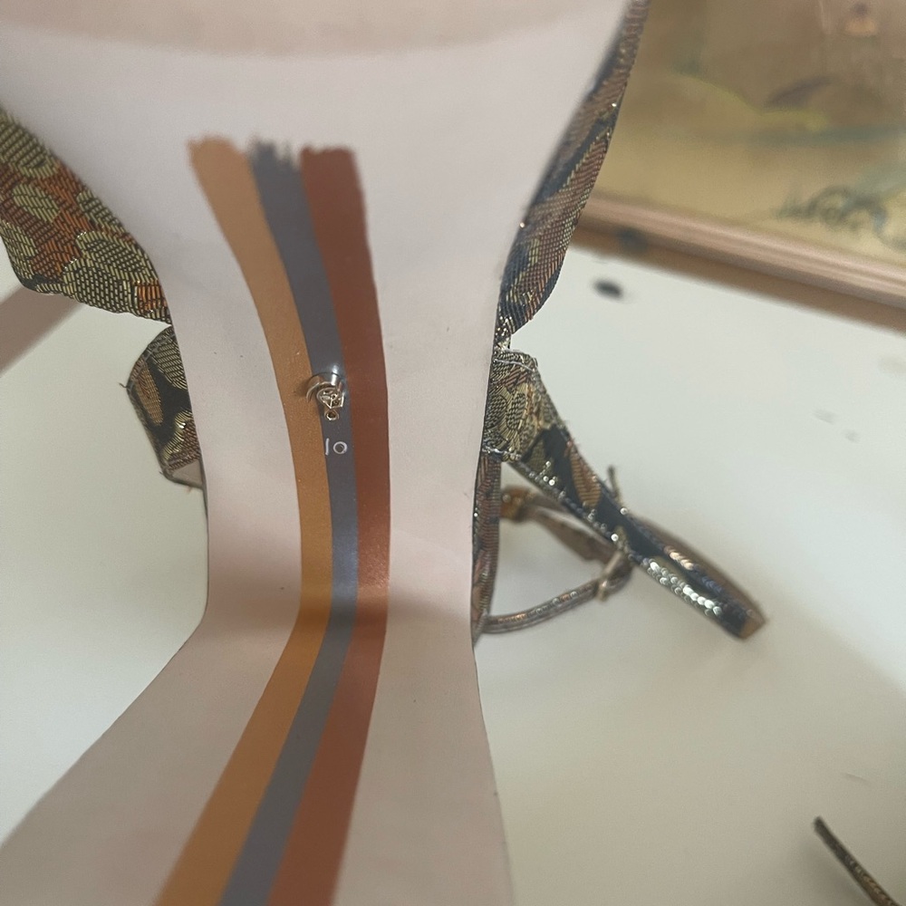 Sam Edelman Gold and Brown Platform Heels - Picture 10 of 10